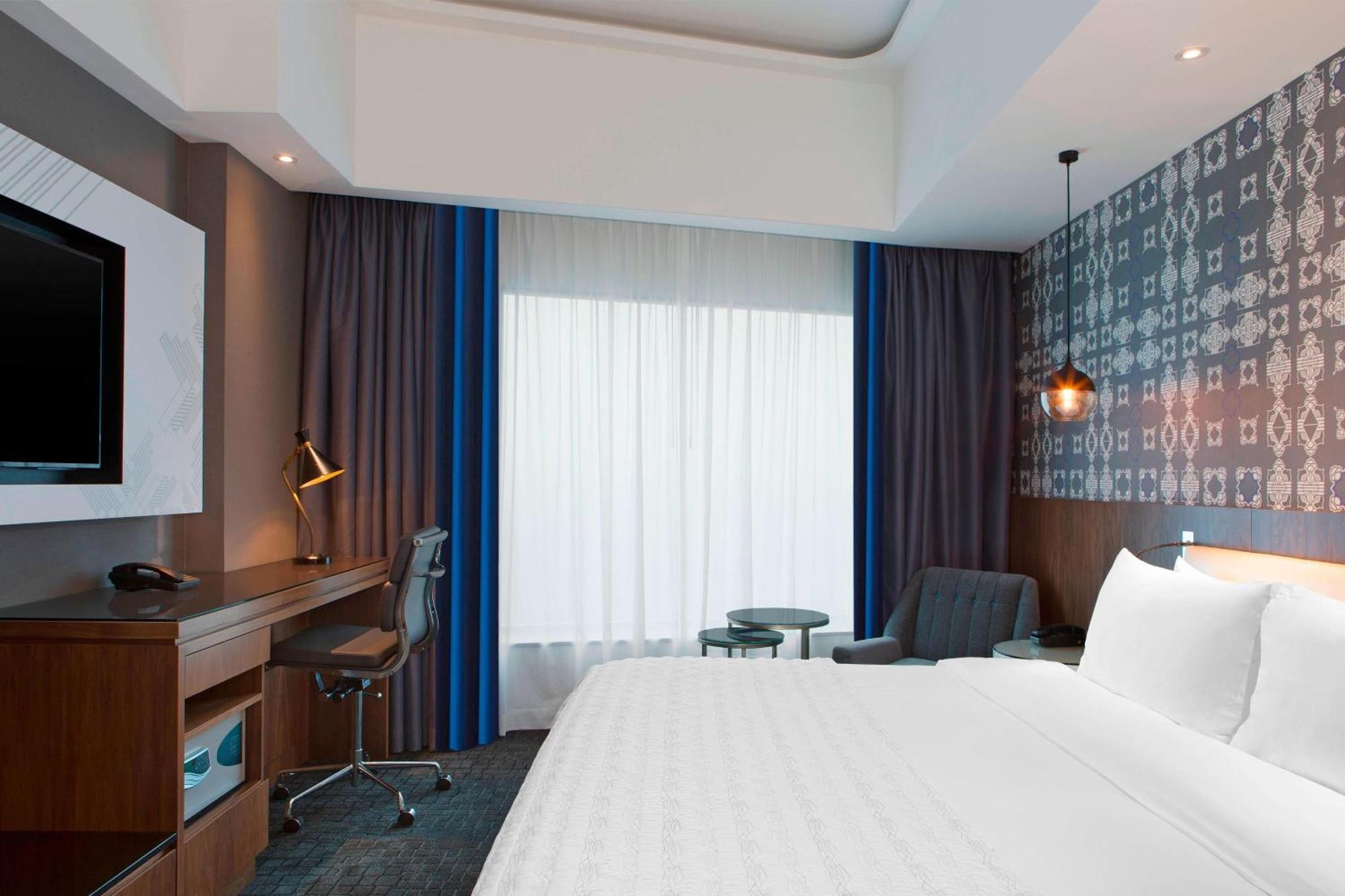 Le Méridien Hotel